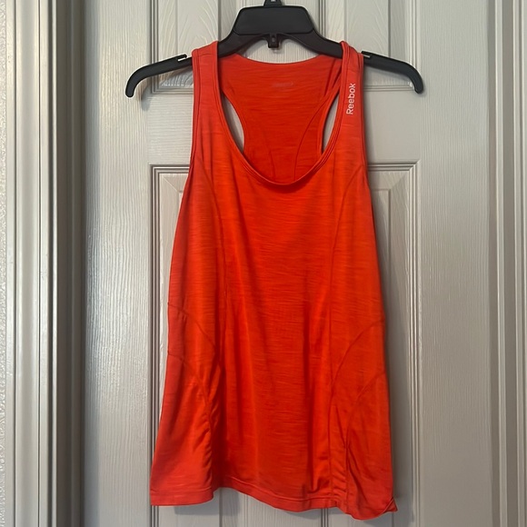 Workout tops - bundle! - Picture 2 of 7